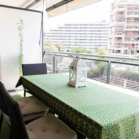 Modern Apartment, Pool & Air Con, San Juan Playa Alicante