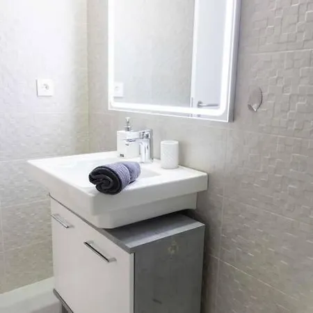 Apartamento Modern Apartment, Pool & Air Con, San Juan Playa *