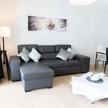 Apartment Modern Apartment, Pool & Air Con, San Juan Playa *