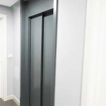 Apartamento Modern Apartment, Pool & Air Con, San Juan Playa *