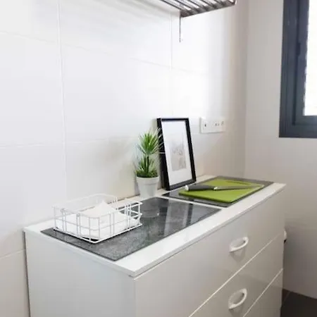 Apartamento Modern Apartment, Pool & Air Con, San Juan Playa