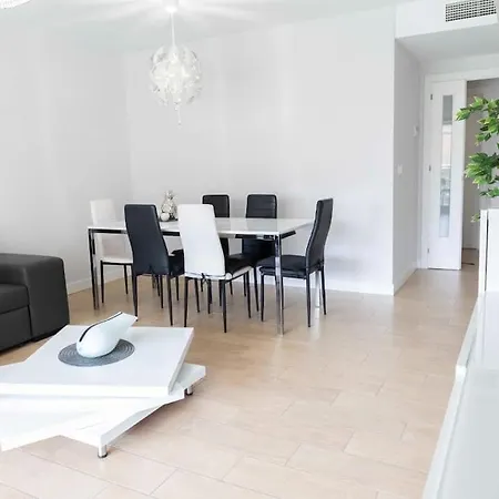 Apartment Modern Apartment, Pool & Air Con, San Juan Playa
