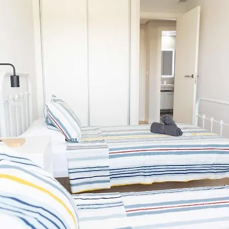 Apartamento Modern Apartment, Pool & Air Con, San Juan Playa *